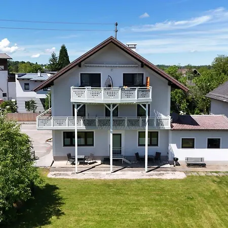 Apartment Attergautraum 2 *