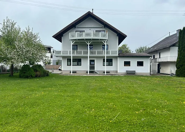 Apartment Attergautraum 2 *